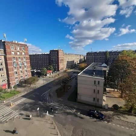 华沙Mieszkanie Na Doby Plac Hallera公寓 外观 照片
